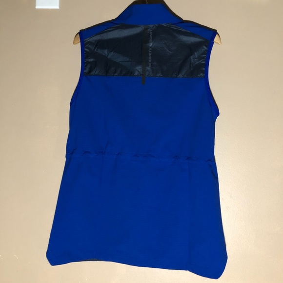 UNDER ARMOUR Women’s windbreaker vest. - Picture 2 of 6